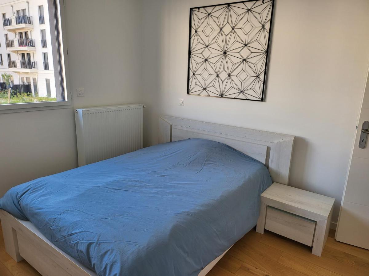 Superbe Appartement A 3Min A Pieds De La Gare Chessy  Exterior photo