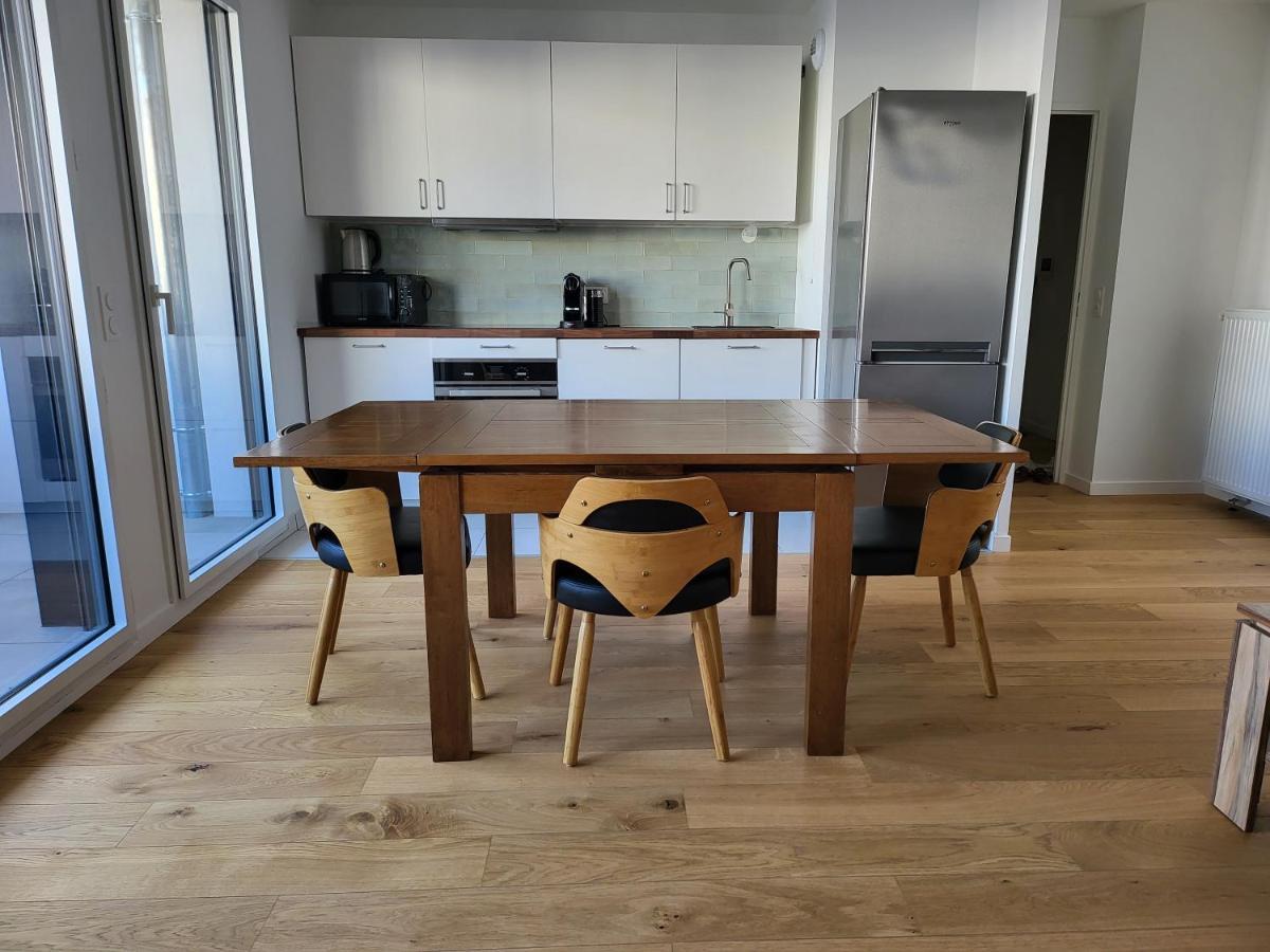 Superbe Appartement A 3Min A Pieds De La Gare Chessy  Exterior photo