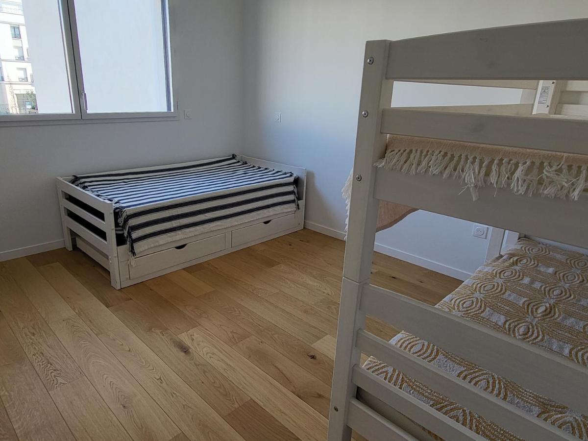 Superbe Appartement A 3Min A Pieds De La Gare Chessy  Exterior photo